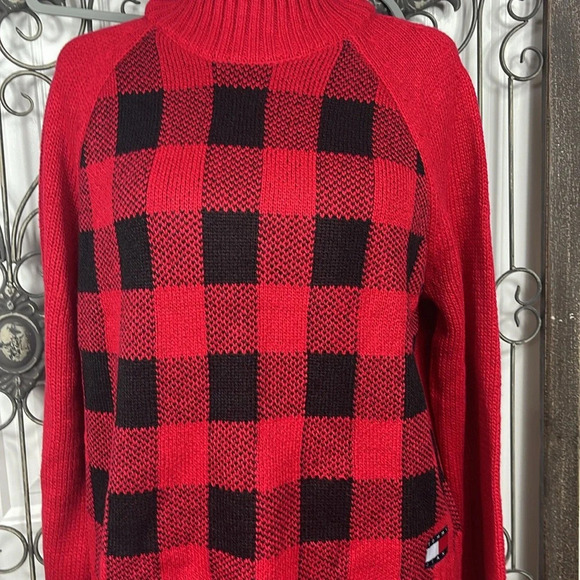 TOMMY HILFIGER
Check Raglan Sleeve Sweater Sz XL(Color Scarlet & Black) NWT - Picture 9 of 16